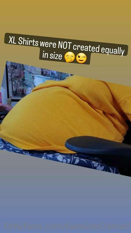 #growingirl #Twosizestoosmall #hungrygirl #emptybelly