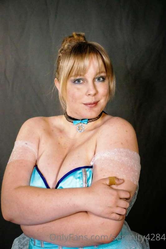 If you don't enjoy this set by the stroke of midnight...well..