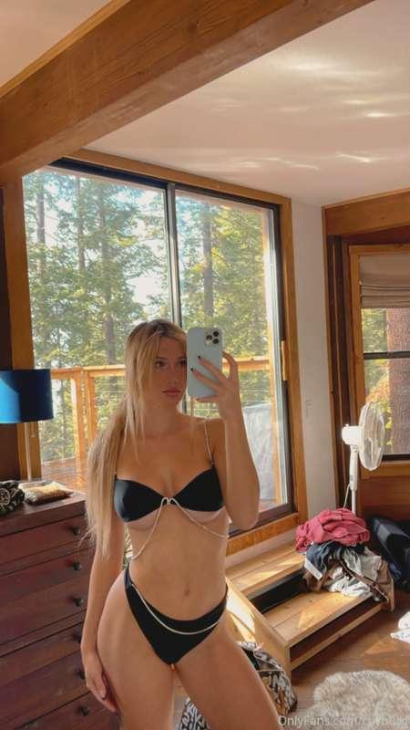 I'm a mountain girl now 🏔😏