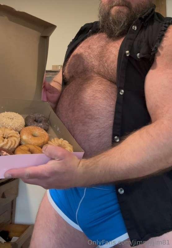 Come feed big dad doughnuts and watch his belly grow 