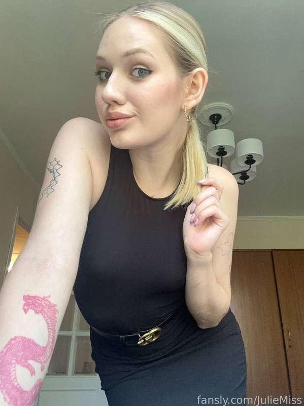juliemiss image #1