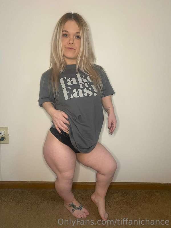 Message me to see more 😈