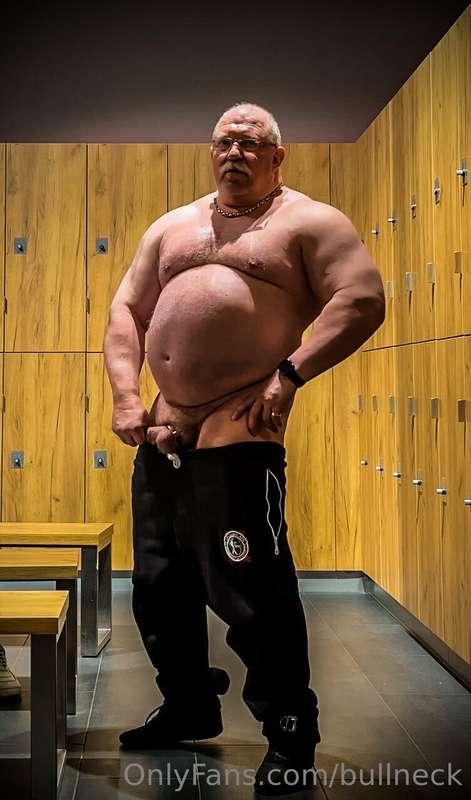 Pumped 💪🏻 and horny 🍆🤤