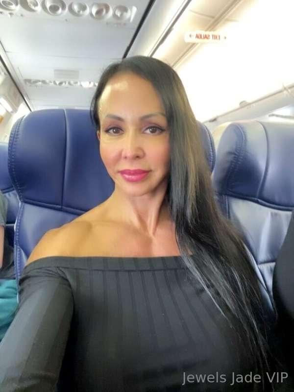 ✈️ Hhmmm…..where am I going now?✈️

👀 Tip me and I’ll tell y..