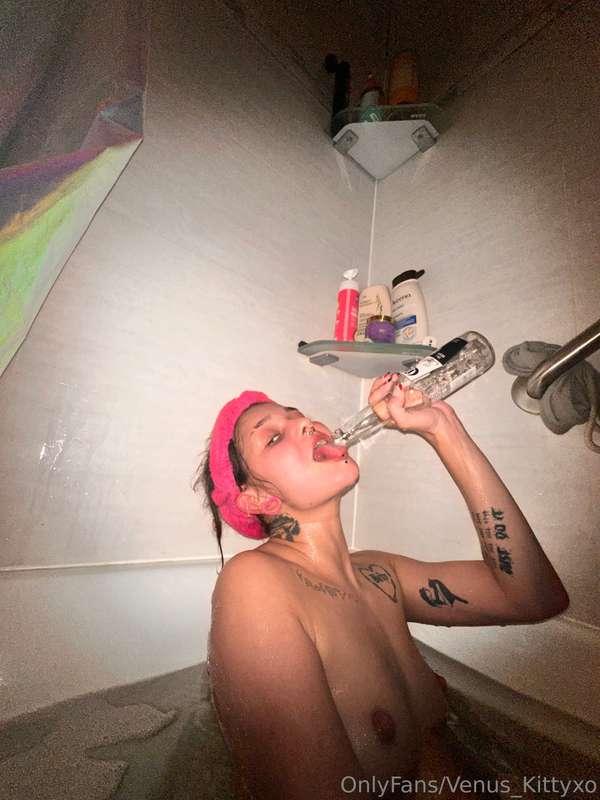 I wish the bottle was you 😩💦👉👈I’m going out tonight but I’ll..