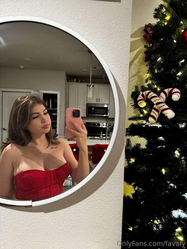 merry christmas from meeee!! mrs claus at your service! msg ..