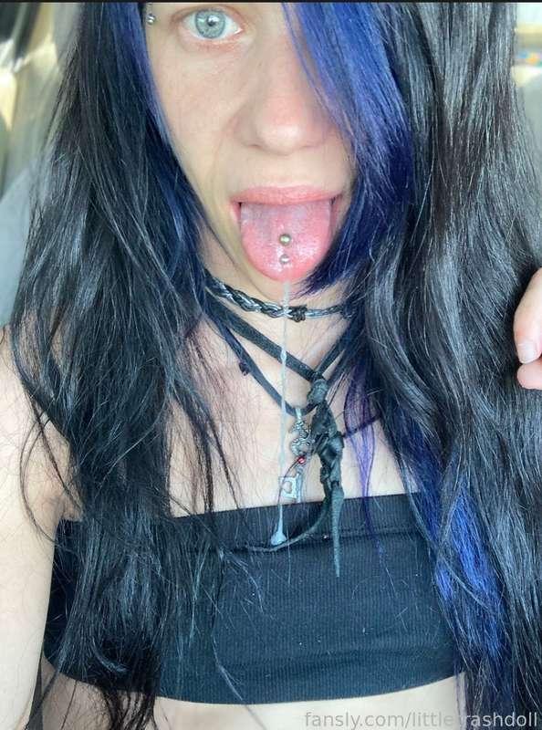 trashdoll image #0