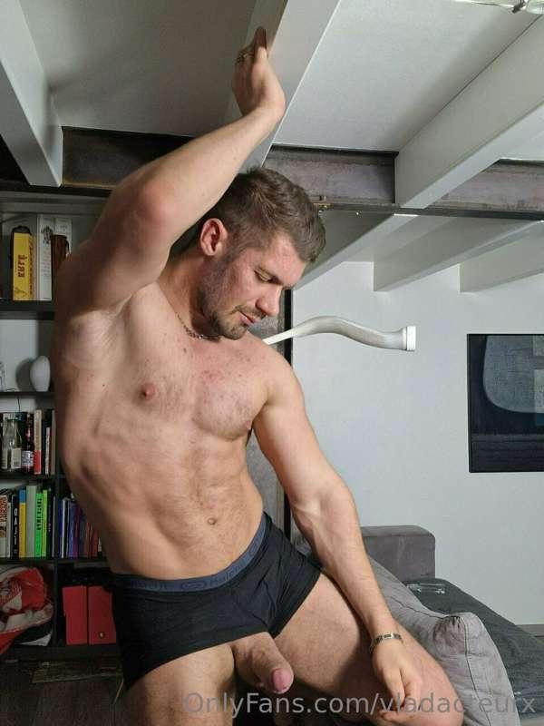 Oops! It escaped me, can you help me put it in its place?😝