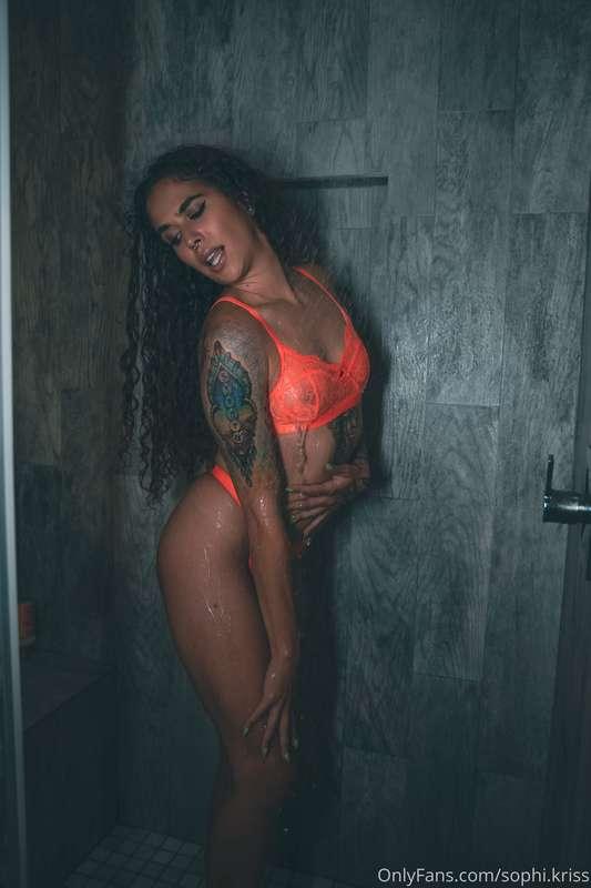 Shower time. Check out @sophi.kriss.vip for shower nudes, vi..