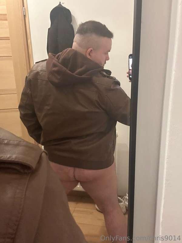 Catch me from behind 🐻