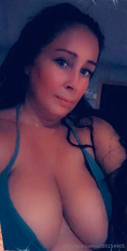 If you want to see the top off check your inbox 🥵😉