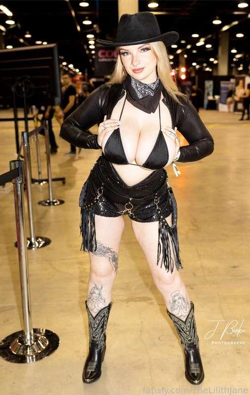 thelilithjane image #4