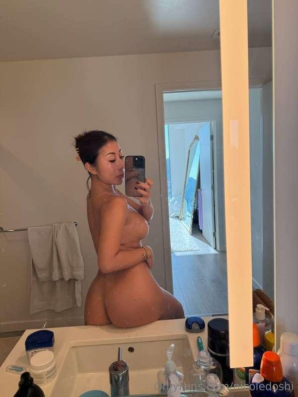 Just got out of the shower! Help me get dirty again 🔥