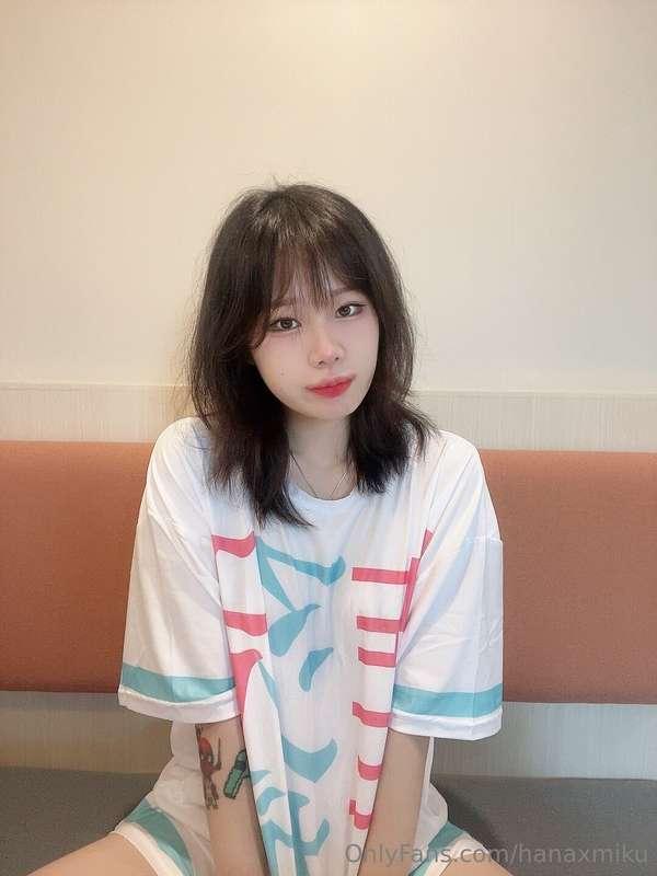 hanaxmiku image #0