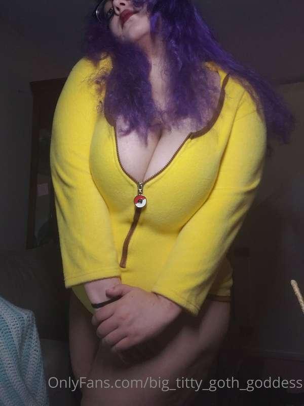 Do you guys like my pikachu onesie!! More stuff coming tomor..