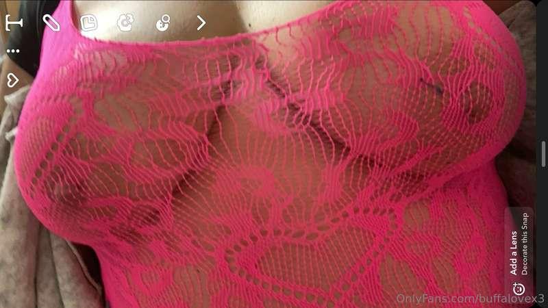 It’s fire Friday. 🔥 🥵 Like my little pink dress? I have a fe..