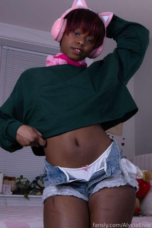 alyciaelvie image #12