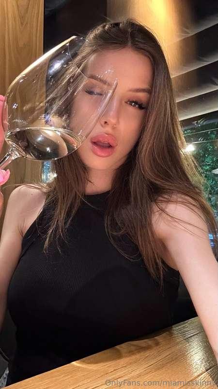 I'm interested in people who can find something special in e..