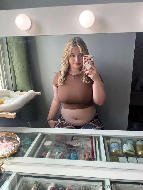 blondiee.18 main image