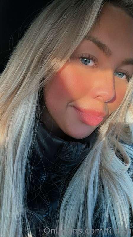 😘