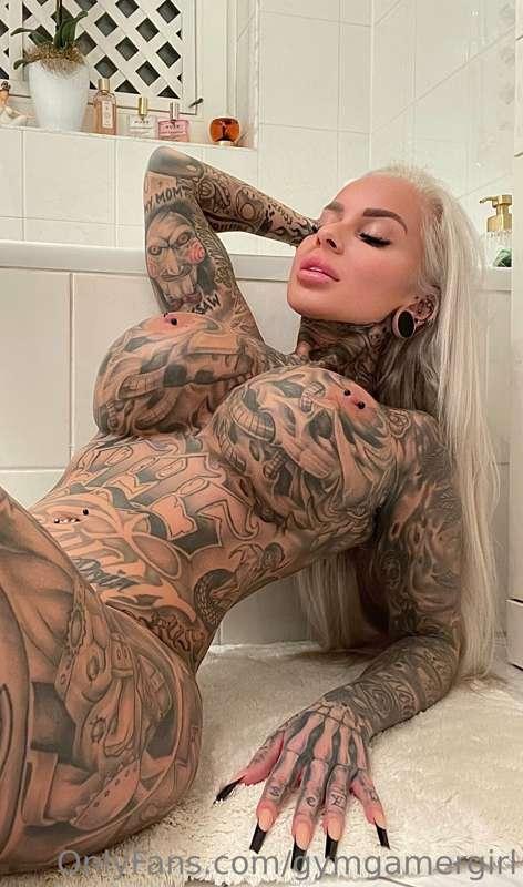 What do u think how much did all my tattoos cost?? 🤑💸
