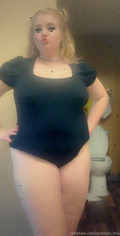 In love with this bodysuit what do y’all think?