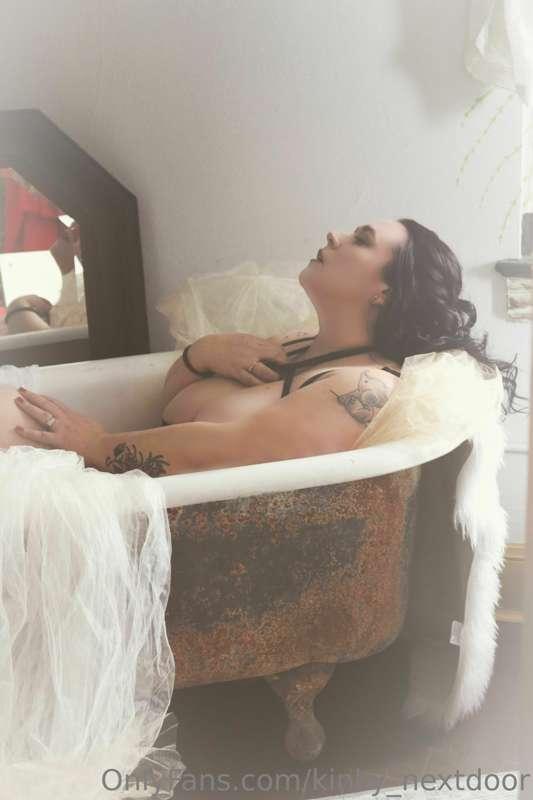 Did a boudoir shoot. It was so much fun.