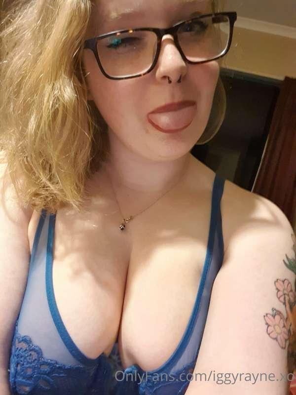 Happy hump day! 
Just a little something to help you get thr..