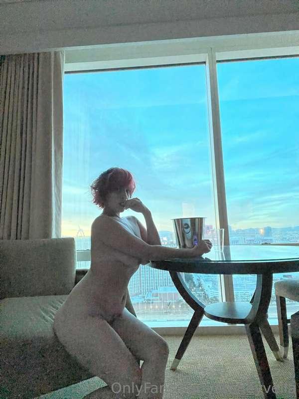 Would you wanna wake up to this every morning or what?