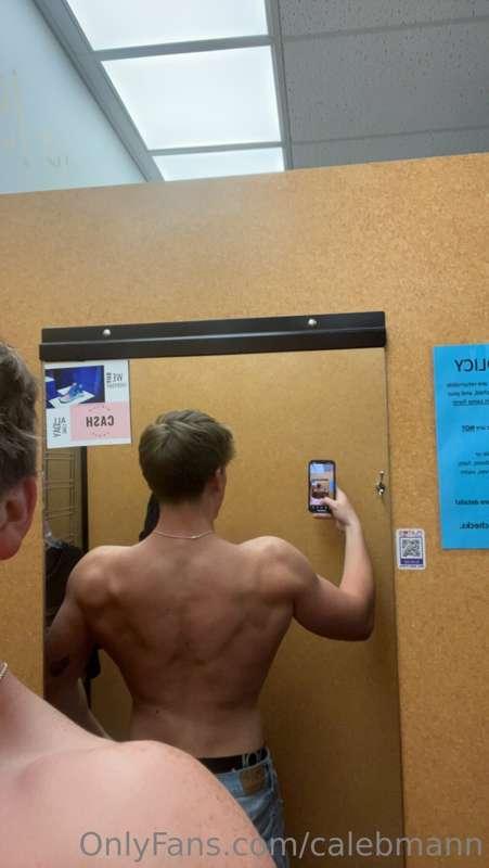 💪 look back at it 😏