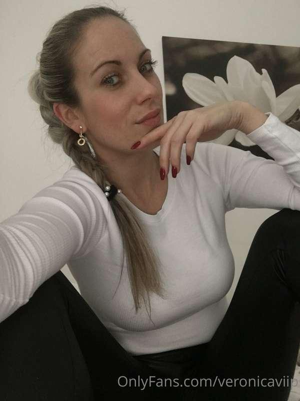 you know what I am thinking about ..🍆💦
write me smthng nasty..
