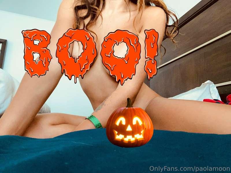 I got creative with the Halloween decorations 😂 you know whe..