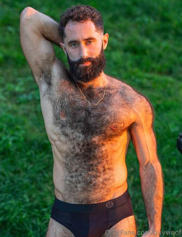 Welcome to Armpit Fridays, where we give appreciation to the..