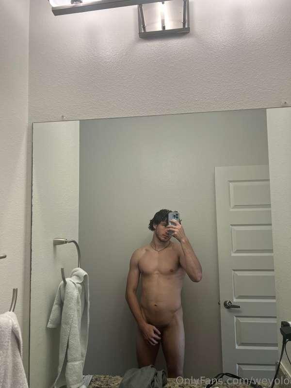 Hi