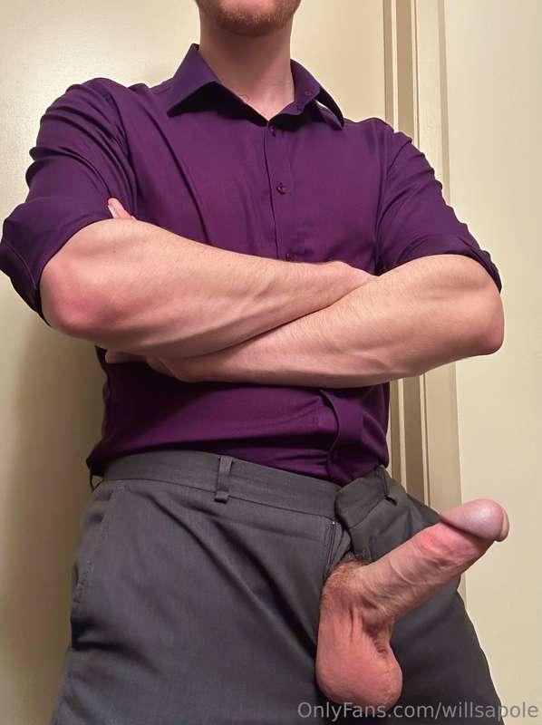 Get on your knees and start sucking 😈🍆