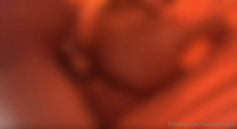 He put my leg up and fucked me real good in this position 😏