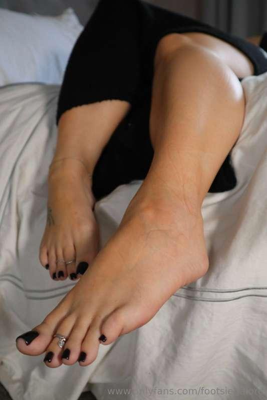 footsiegalore image #3