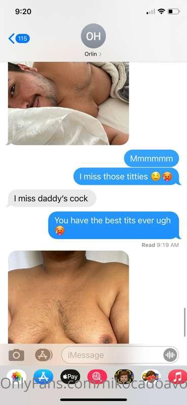 Missing my chubby papi 
Ufff those dark nipples. INSTANT BON..