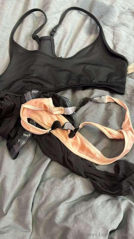 Set worn on tv still available! dm me for requests xxx