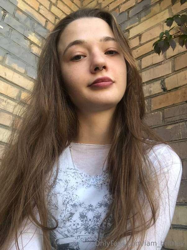 im be ur kitty ?🐱 