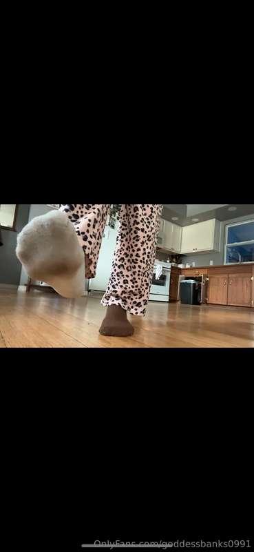 Loud stomping slowmo walking , do you wish to be underneath?..