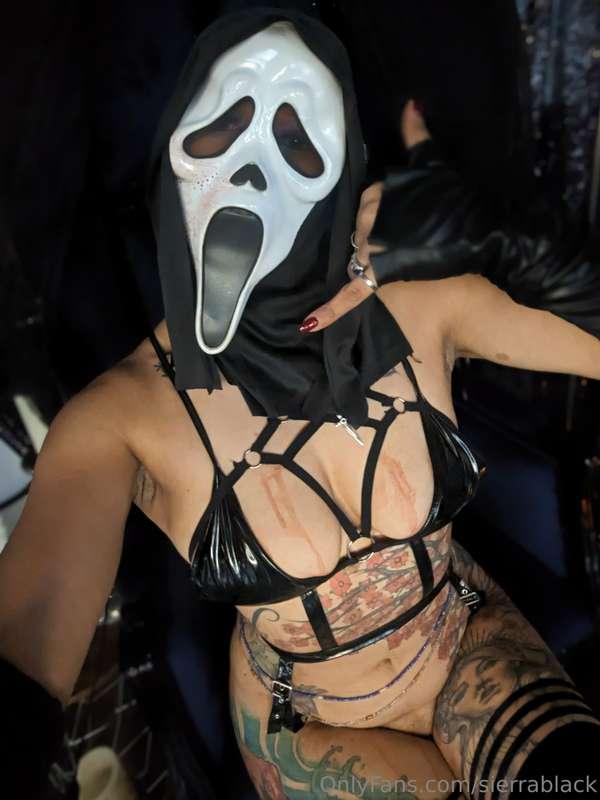 sierrablack image #13