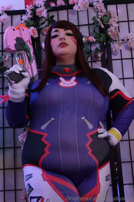 Sit! Get down~