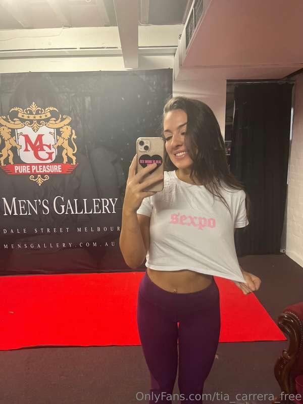 tia_carrera_free image #0