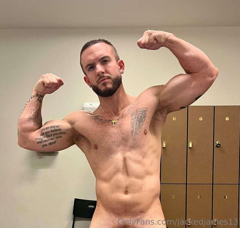 Stay tuned for some BRAND NEW GUY ON GUY content today😏