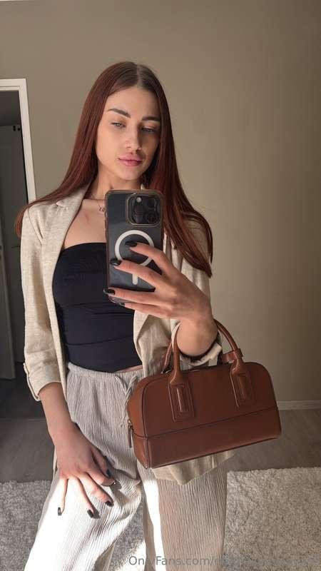 Just a girl 😎