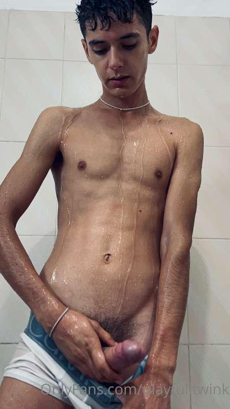 playfulltwink image #0