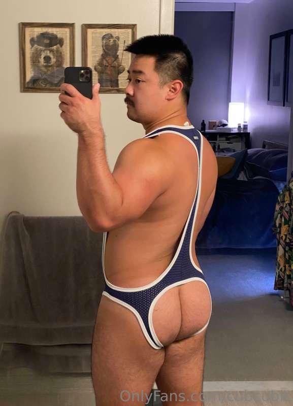 I need a wrestling buddy for this 😛