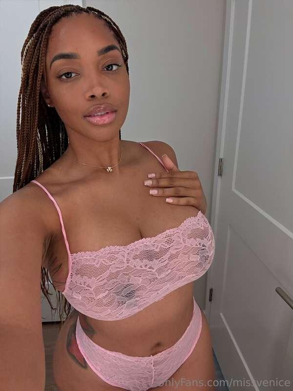 Just a little delicate, just a little dangerous 👀