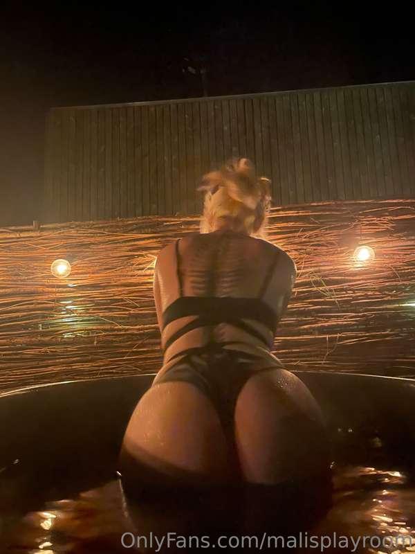 malisplayroom image #0